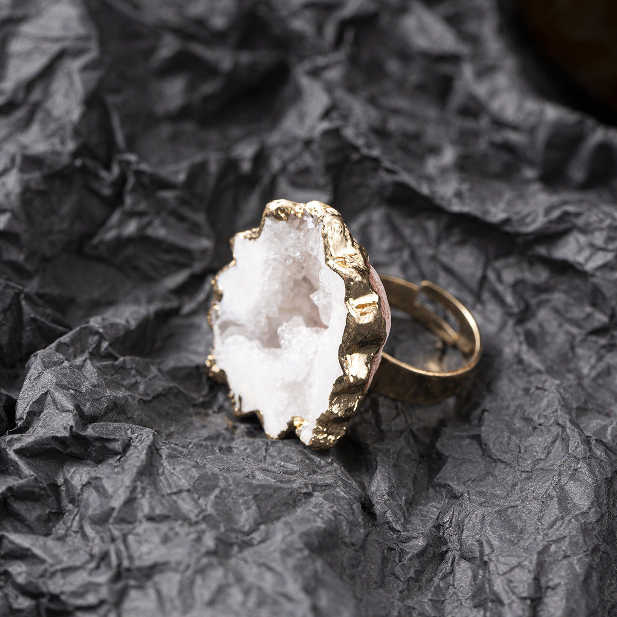 Natural White Crystal Bud Vug Flower Broken Ring Copper Ring