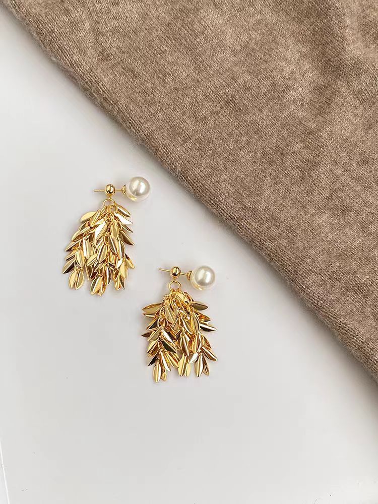 Special Interest Light Luxury Leaves Pearl Tassel Earrings