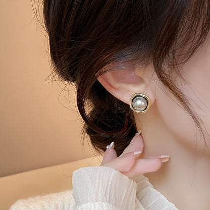 New Popular Temperament Entry Lux Temperamental Minority Delicate Earrings