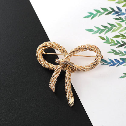European And American Twisted Twist Face Bow Party Brooch